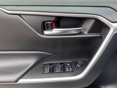 Certified 2025 Toyota RAV4 XLE image 10