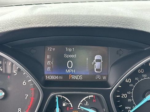 Used 2018 Ford Escape Titanium w/ Ford Safe & Smart Package AWD/4WD image 11