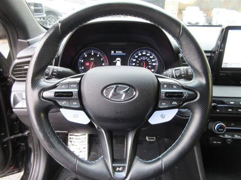 Used 2022 Hyundai Veloster N image 12