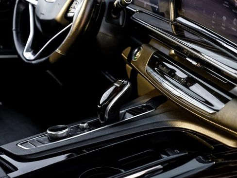 Used 2021 Cadillac Escalade ESV Sport image 21