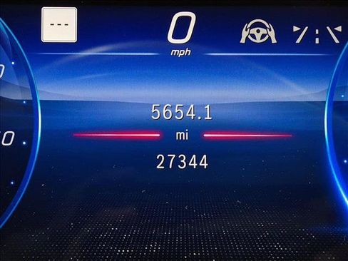 Used 2023 Mercedes-Benz EQS 580 4MATIC Sedan image 9