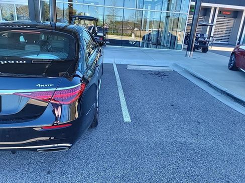 Certified 2025 Mercedes-Benz S 580 4MATIC Sedan image 8