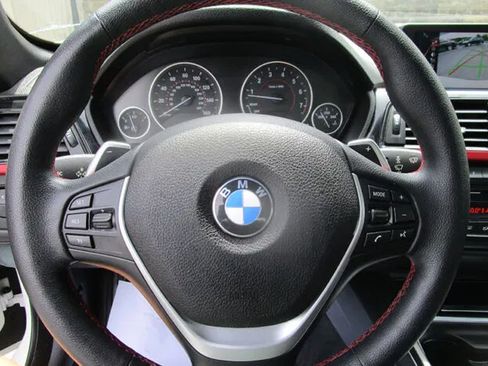 Used 2015 BMW 428i xDrive Convertible AWD/4WD image 18