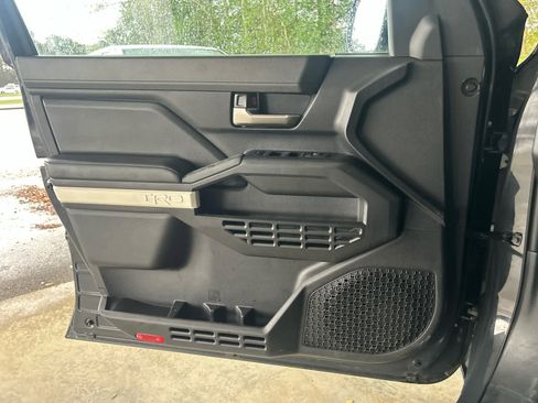 Used 2024 Toyota Tacoma TRD Off-Road image 15