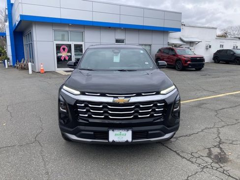 New 2026 Chevrolet Equinox LT w/ Convenience Package II image 2