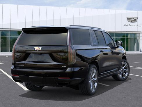 New 2026 Cadillac Escalade ESV Platinum Sport AWD/4WD image 4