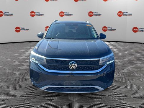 Used 2022 Volkswagen Taos SE AWD/4WD image 6