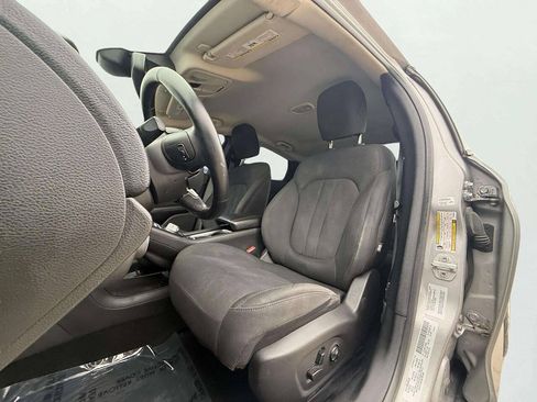 Used 2015 Chrysler 200 Limited w/ Spring Special Group FWD image 20