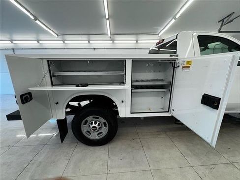 Used 2022 Chevrolet Silverado 2500 W/T w/ WT Convenience Package RWD image 12