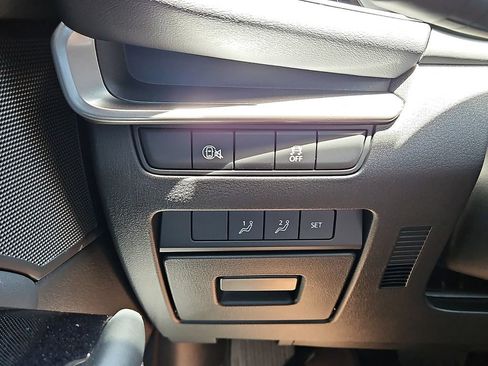 New 2026 MAZDA MAZDA3 s FWD image 23