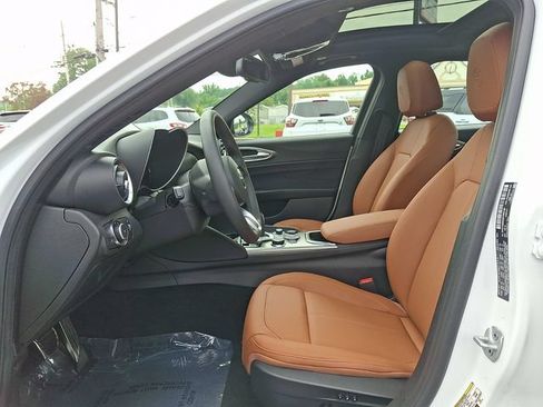 Used 2024 Alfa Romeo Giulia Ti w/ Active Assist Plus Package RWD image 13