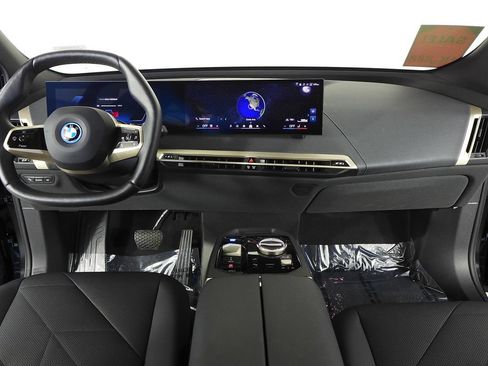 Used 2024 BMW iX xDrive50 w/ Sport Package AWD/4WD image 23