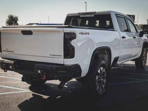 Used 2022 Chevrolet Silverado 2500 Custom w/ Custom Convenience Package AWD/4WD image 33