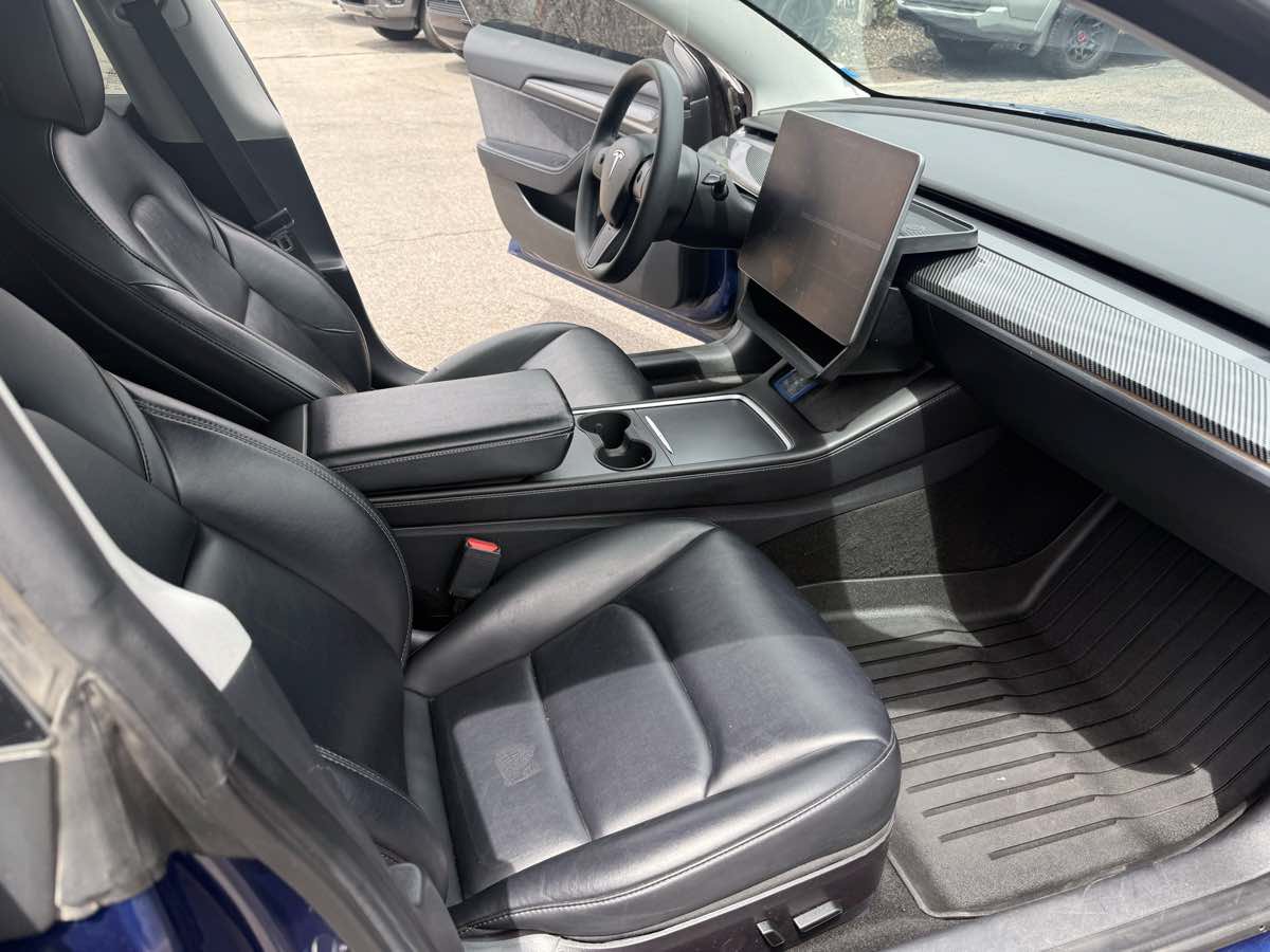 Used 2022 Tesla Model 3 Long Range AWD/4WD image 19
