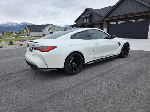 Used 2022 BMW M4 Competition w/ Executive Package RWD image 2