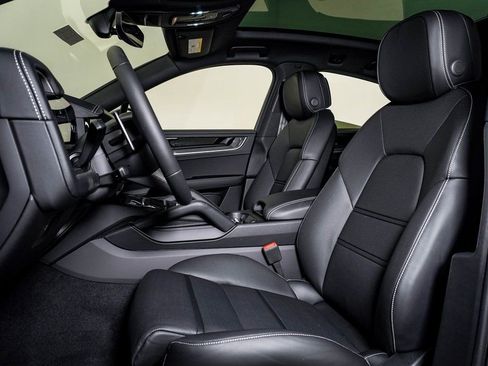 New 2026 Porsche Cayenne S image 5