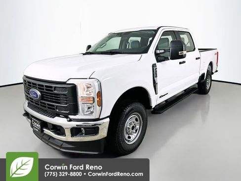 New 2026 Ford F250 XL w/ XL Chrome Package image 3
