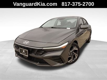 Used 2024 Hyundai Elantra SEL w/ Convenience Package