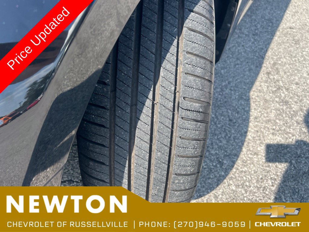 Used 2012 Hyundai Genesis 3.8 RWD image 36
