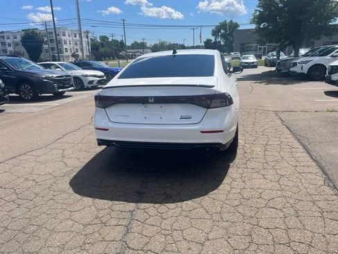 Used 2025 Honda Accord Sport image 12