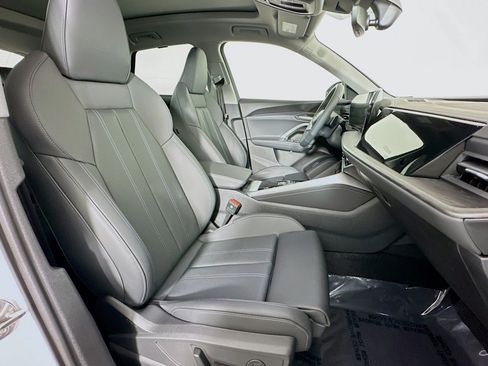 New 2025 Audi Q5 Premium AWD/4WD image 8
