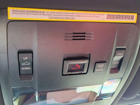 Used 2023 Lexus IS 350 F Sport w/ Navigation Package image 15