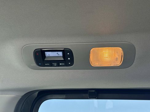 Used 2023 Honda Odyssey Touring image 29