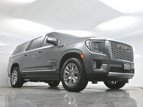 Used 2022 GMC Yukon XL Denali AWD/4WD image 64