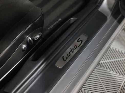 Used 2012 Porsche 911 Turbo S AWD/4WD image 23