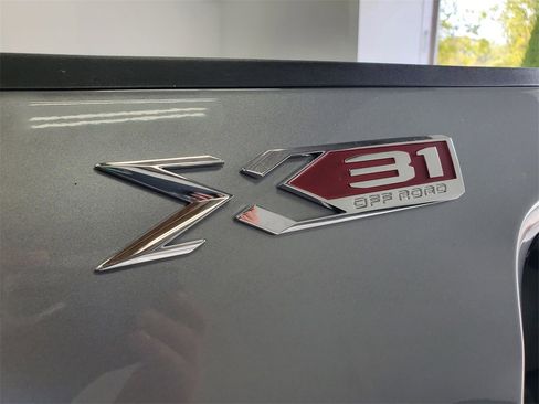 New 2026 GMC Sierra 2500 SLE w/ SLE Value Package; image 29