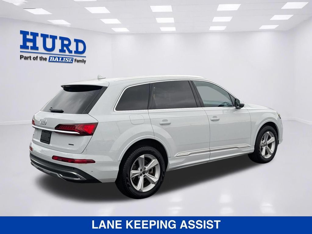 Used 2023 Audi Q7 2.0T Premium Plus w/ Premium Plus Package AWD/4WD image 3