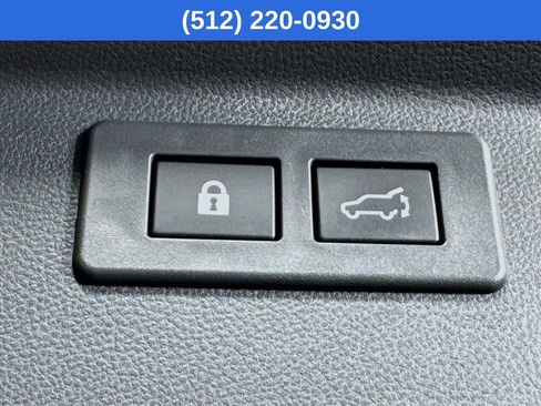 Used 2023 Subaru Forester Premium image 33