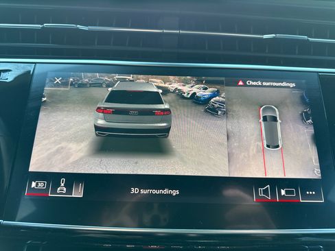 Used 2019 Audi Q8 Premium Plus w/ Premium Plus image 55