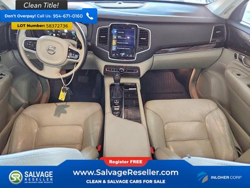 Used 2019 Volvo XC90 T5 Momentum w/ Multimedia Package AWD/4WD image 11