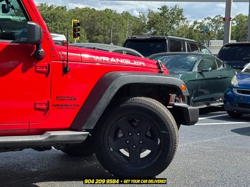 Used 2015 Jeep Wrangler Unlimited Sport w/ Quick Order Package 24S AWD/4WD image 9