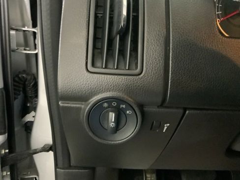 Used 2010 Ford Edge SE image 14