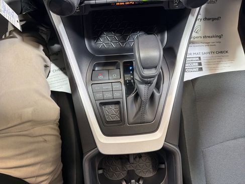 New 2025 Toyota RAV4 LE image 30