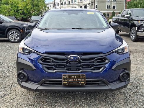 Used 2024 Subaru Crosstrek 2.0i AWD/4WD image 2