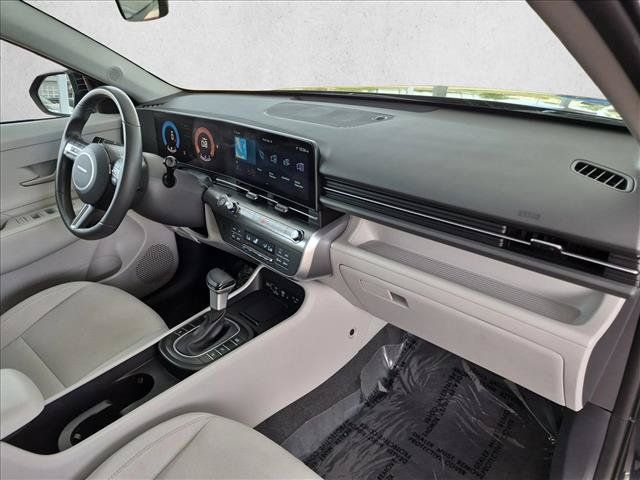 Used 2026 Hyundai Kona SEL Sport FWD image 21