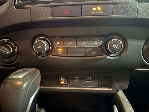 Used 2022 Nissan Frontier S w/ Technology Package image 6