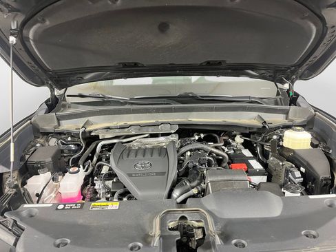 Used 2025 Toyota Grand Highlander FWD image 18
