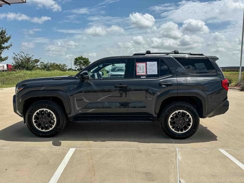 Used 2025 Toyota 4Runner TRD Off-Road Premium w/ Tow Technology Package AWD/4WD image 6