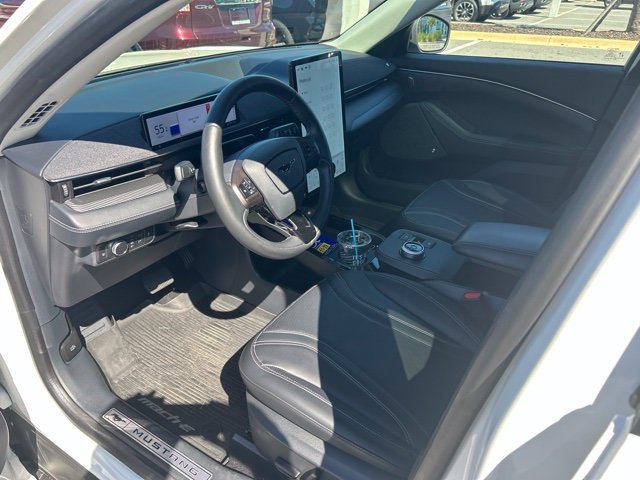 Used 2022 Ford Mustang Mach-E Premium RWD image 11