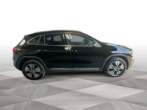 Used 2025 Mercedes-Benz GLA 250 4MATIC w/ Exclusive Package image 9