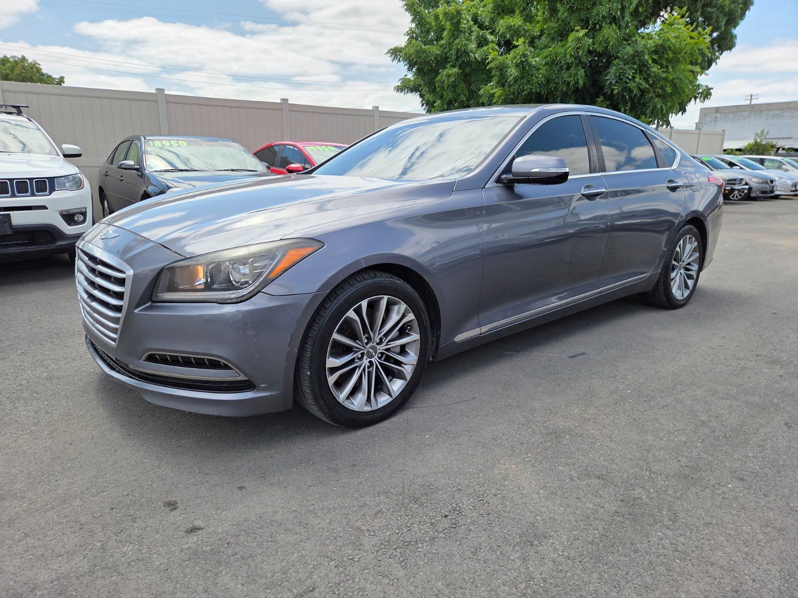Used 2015 Hyundai Genesis 3.8 RWD image 1