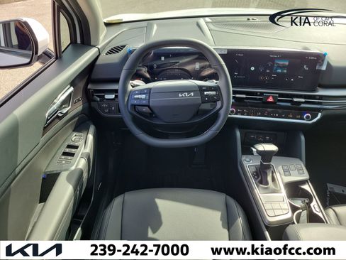 New 2026 Kia Sportage SX FWD image 16