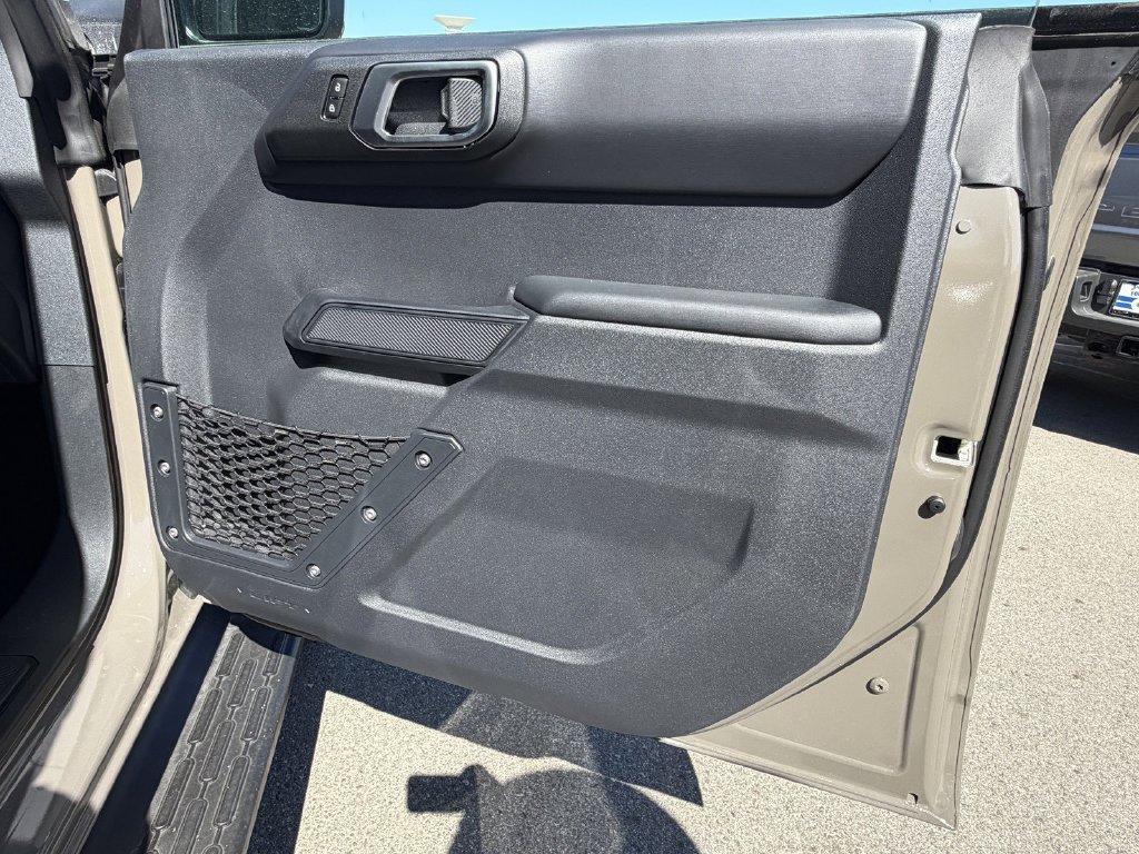 Used 2026 Ford Bronco Outer Banks AWD/4WD image 9