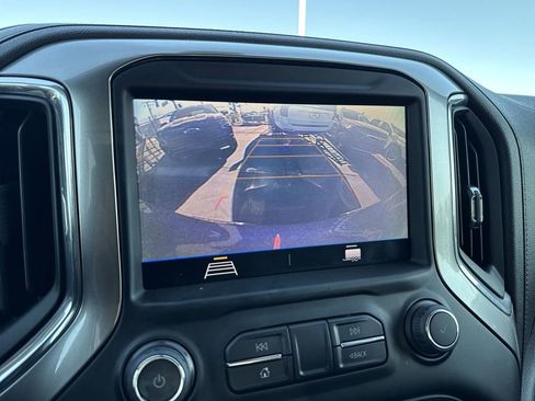 Certified 2021 Chevrolet Silverado 1500 LT AWD/4WD image 17
