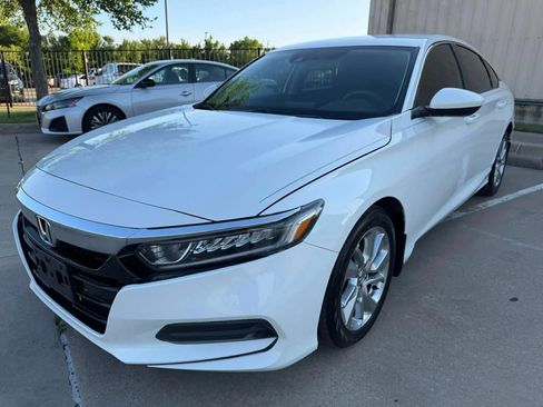Used 2018 Honda Accord LX image 2