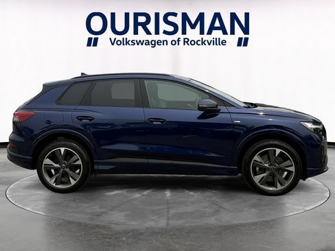 Used 2023 Audi Q4 e-tron Premium Plus w/ Premium Plus AWD/4WD image 7